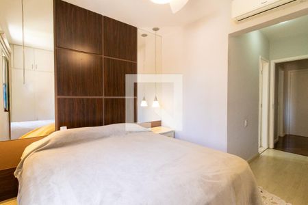 Suite de apartamento à venda com 3 quartos, 92m² em Cambuí, Campinas