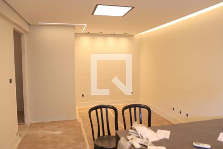 Casa para alugar com 5 quartos, 450m² em Setor Aeroporto, Goiânia