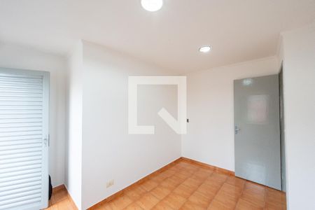 Quarto 1 de casa para alugar com 2 quartos, 100m² em Vila da Saúde, São Paulo