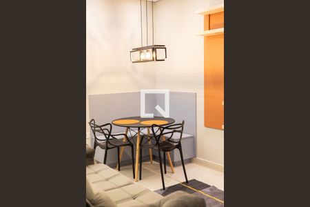 Sala de apartamento para alugar com 1 quarto, 40m² em Vila Regente Feijó, São Paulo