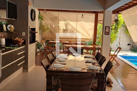 Casa à venda com 4 quartos, 313m² em Swiss Park, Campinas