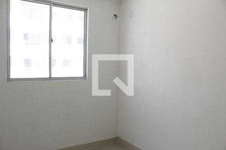 Quarto 1 de apartamento para alugar com 2 quartos, 48m² em Taquara, Rio de Janeiro