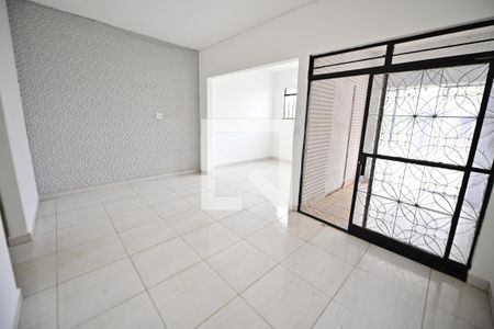 Sala de casa para alugar com 2 quartos, 250m² em Setor Coimbra, Goiânia