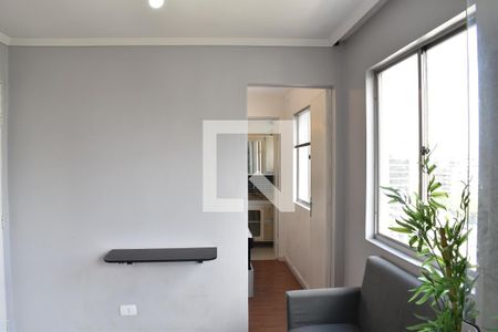 Sala de apartamento para alugar com 1 quarto, 40m² em Mercês, Curitiba