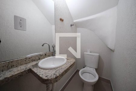 Lavabo de casa de condomínio à venda com 2 quartos, 70m² em Vila Pierina, São Paulo