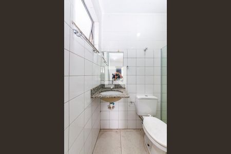 Banheiro da Suíte de apartamento para alugar com 1 quarto, 24m² em Caiçaras, Belo Horizonte