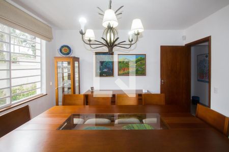 Casa à venda com 3 quartos, 431m² em Granja Julieta, São Paulo