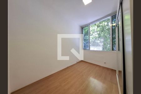 Quarto 1 de apartamento para alugar com 2 quartos, 77m² em Flamengo, Rio de Janeiro