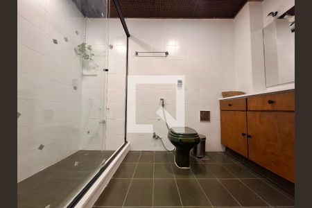 Banheiro de apartamento para alugar com 2 quartos, 77m² em Flamengo, Rio de Janeiro