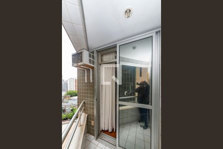Varanda de apartamento à venda com 1 quarto, 40m² em Savassi, Belo Horizonte