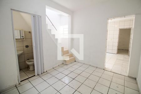 Sala de casa para alugar com 2 quartos, 50m² em Chácara Mafalda, São Paulo