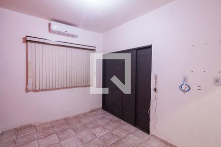 Casa para alugar com 3 quartos, 100m² em Laranjeiras, Uberlândia