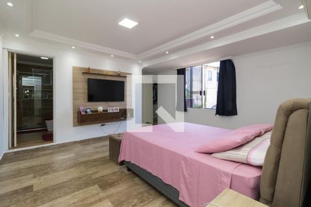 Suíte 1 de casa à venda com 3 quartos, 400m² em Parque dos Bancarios, São Paulo