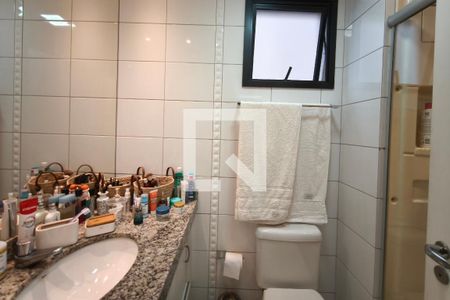 Banheiro Suíte de apartamento à venda com 3 quartos, 73m² em Cambuí, Campinas