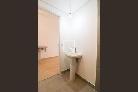 Banheiro de apartamento para alugar com 1 quarto, 33m² em Brooklin, São Paulo