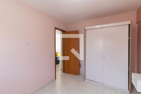 Quarto 1 de apartamento para alugar com 2 quartos, 52m² em Parque Savoi City, São Paulo