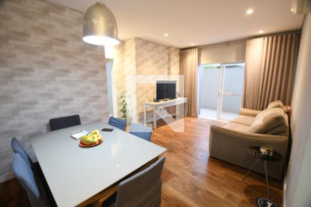 Sala de apartamento à venda com 2 quartos, 144m² em Taquaral, Campinas