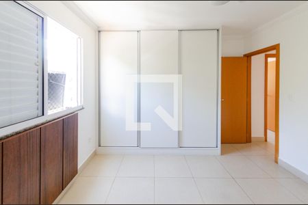 Suíte 1 de apartamento à venda com 2 quartos, 72m² em Jardim America, Belo Horizonte