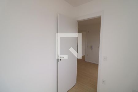 Quarto 2 de apartamento para alugar com 2 quartos, 32m² em Vila Ema, São Paulo