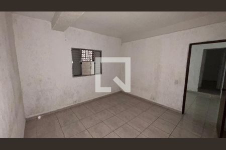Quarto de casa para alugar com 1 quarto, 40m² em Vila Palmares, Santo André
