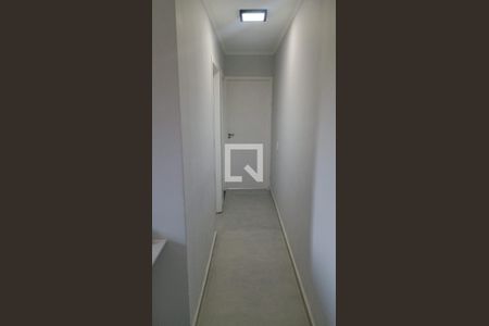 Corredor de apartamento para alugar com 2 quartos, 41m² em Jardim D’abril, São Paulo