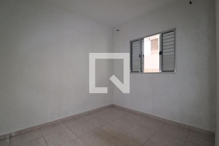 Quarto 1 de casa para alugar com 2 quartos, 45m² em Vila Palmares, Santo André