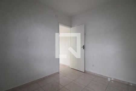 Quarto 1 de casa para alugar com 2 quartos, 45m² em Vila Palmares, Santo André