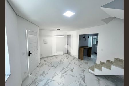 Sala de casa de condomínio para alugar com 3 quartos, 192m² em Jardim Santa Ines, São Paulo