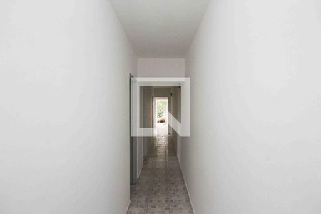 Corredor de casa para alugar com 3 quartos, 100m² em Jardim Santa Teresinha, São Paulo