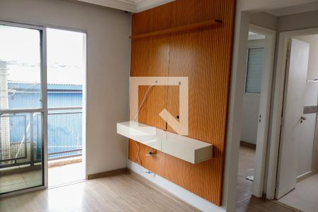 Sala de apartamento para alugar com 2 quartos, 48m² em Santa Maria, Osasco