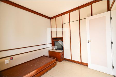 Quarto 1 de apartamento para alugar com 3 quartos, 430m² em Lourdes, Belo Horizonte