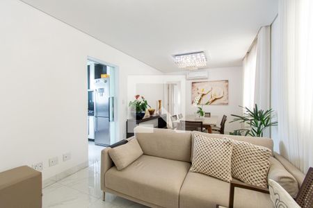Sala de apartamento à venda com 3 quartos, 119m² em Sion, Belo Horizonte