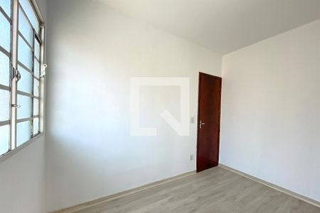 Quarto 1 de casa de condomínio para alugar com 2 quartos, 55m² em Vila Cloris, Belo Horizonte