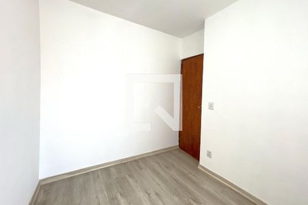 Quarto 2 de casa de condomínio para alugar com 2 quartos, 55m² em Vila Cloris, Belo Horizonte
