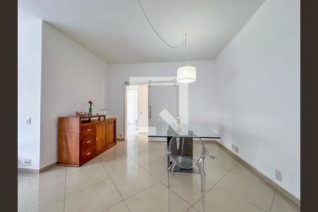 Apartamento para alugar com 3 quartos, 117m² em Laranjeiras, Rio de Janeiro