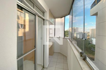 Varanda da Suite 1 de apartamento para alugar com 2 quartos, 85m² em Castelo, Belo Horizonte
