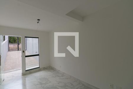 Sala de casa à venda com 2 quartos, 114m² em Jardim Leblon, Belo Horizonte