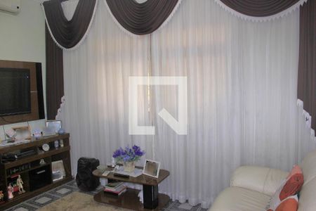 Sala de casa à venda com 3 quartos, 138m² em Vila Itapegica, Guarulhos