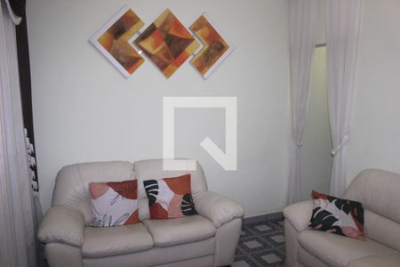 Sala de casa à venda com 3 quartos, 138m² em Vila Itapegica, Guarulhos