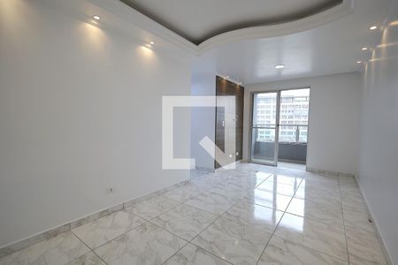 Sala de apartamento para alugar com 3 quartos, 66m² em Vila Sao Pedro, Santo André