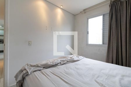 Quarto 1 de apartamento para alugar com 2 quartos, 40m² em Jardim Celeste, São Paulo