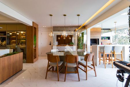 Sala  de apartamento à venda com 3 quartos, 129m² em Jardim Caboré, São Paulo