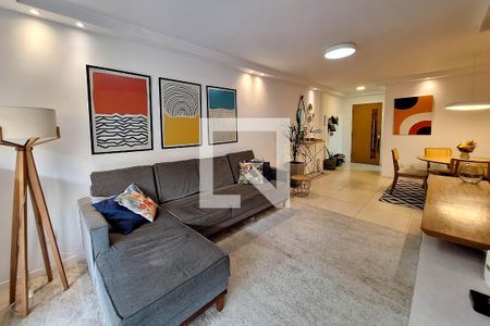 Sala de apartamento à venda com 3 quartos, 128m² em Camboinhas, Niterói