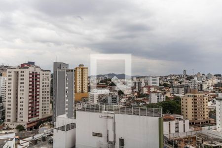 Vista da Suíte de apartamento à venda com 1 quarto, 85m² em Grajaú, Belo Horizonte