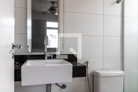Banheiro da Suíte de apartamento à venda com 1 quarto, 85m² em Grajaú, Belo Horizonte