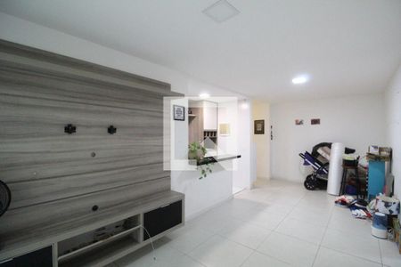 Sala de apartamento para alugar com 2 quartos, 71m² em Jacarepaguá, Rio de Janeiro