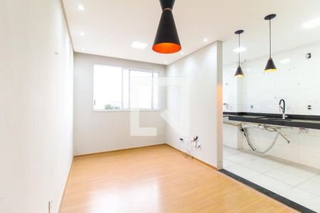 Sala de apartamento para alugar com 2 quartos, 43m² em Colônia (zona Leste), São Paulo