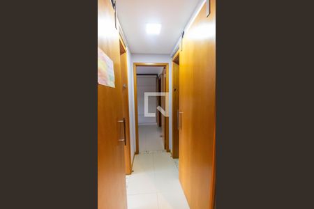 Corredor de apartamento à venda com 2 quartos, 88m² em Icaraí, Niterói