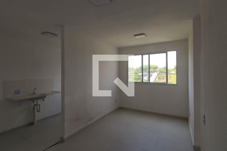 Sala de apartamento para alugar com 2 quartos, 42m² em Jardim Egle, São Paulo