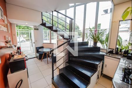 Sala/Cozinha de casa para alugar com 1 quarto, 61m² em Parque Senhor do Bonfim, Taubaté